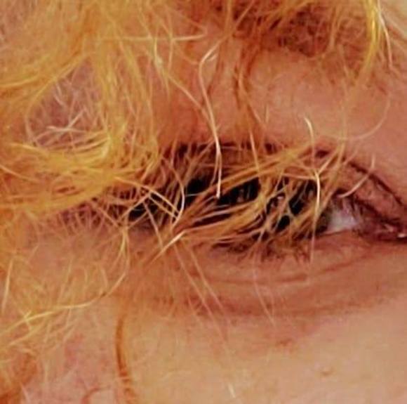 Meet your Posher, Dominique - Picture 1 of 1